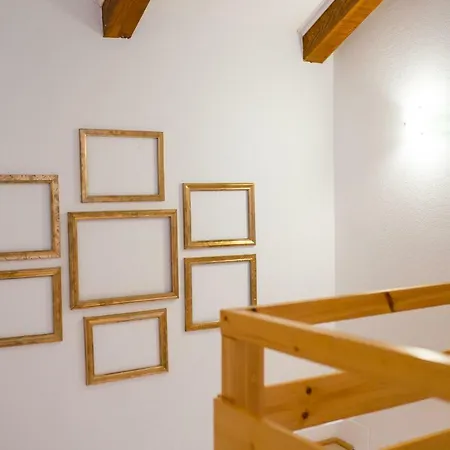 Ana Διαμέρισμα *